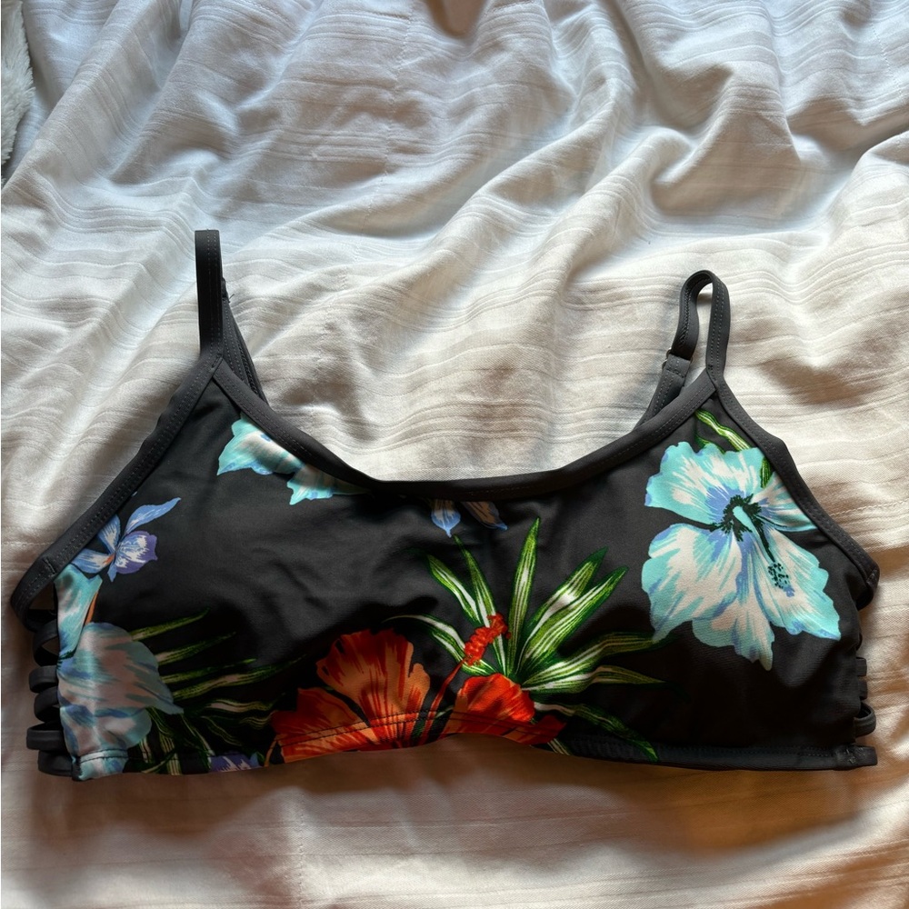 bikini top flowery+ fun straps on the side